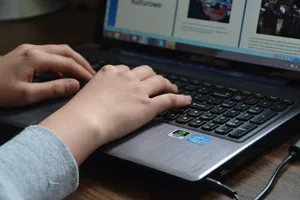 Votre employeur peut-il lire vos mails personnels au travail ?