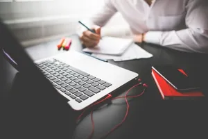 L'amour au travail en GIF